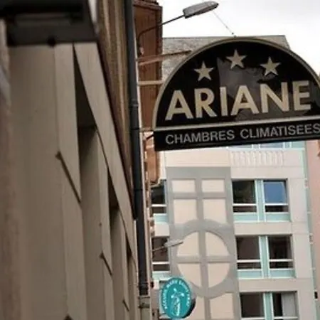 Ariane Готель Лурд