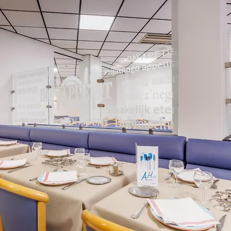 Готель Ariane Лурд